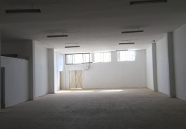 A LOUER LOCAL DALLE 500 M2 TUNIS NORD