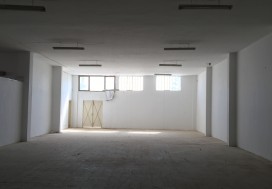 A LOUER LOCAL DALLE 500 M2 TUNIS NORD