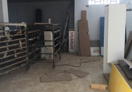 A VENDRE LOCAL 1090 M2 R+1 RAOUED