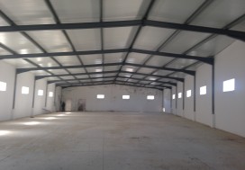 A VENDRE LOCAL IND 2000 M ZAGHOUAN