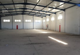 A VENDRE LOCAL INDUSTR 3000 M2 JBEL OUST