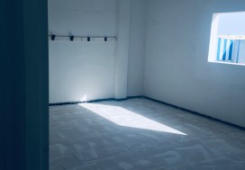 AL LOCAL 3200 M2 EN ETAGE TU SUD