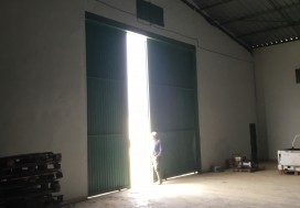 A LOUER DEPOT 2400 M2 JEBEL OUST