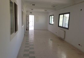 A LOUER LOCAL DALLE 1600 M2 MGHIRA