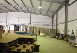A VENDRE LOCAL 657/1250 M2 TU SUD