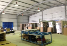 A VENDRE LOCAL 657/1250 M2 TU SUD