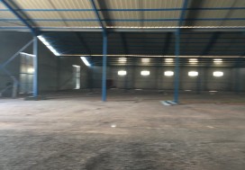 A LOUER DEPOT 8232 M2 TUNIS OUEST