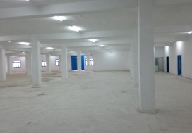 A LOUER CHARGUIA 6000 M2