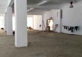 A LOUER LOCAL INDUSTR 2004 M2 TUN SUD