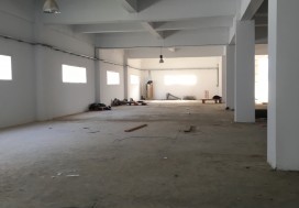 A LOUER LOCAL INDUSTR 2004 M2 TUN SUD