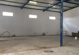 A LOUER DEPOT 2600 M2 CHARP TUN OUEST