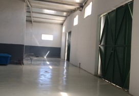 A LOUER DEPOT 2600 M2 CHARP TUN OUEST
