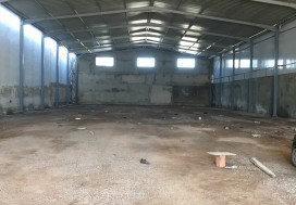 A LOUER 2 DEPOTS SEPAR 2200 M2 TUN OUEST