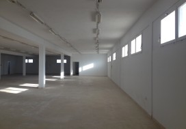 A LOUER LOCAL 1775 M2 A MEGRINE