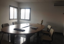 A LOUER LOCAL 1200 M2 TUNIS SUD
