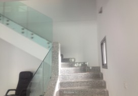A LOUER LOCAL 1200 M2 TUNIS SUD