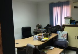 A LOUER DEPOT 630 M2 CHARGUIA
