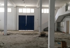 A VENDRE LOCAL INDUSTR 980 M2 TUNIS SUD