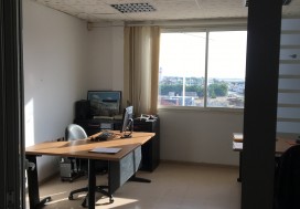 A LOUER ESPACE BUREAUX 1000 M2 CHARGUIA