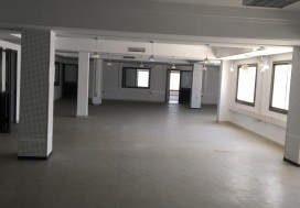 A LOUER PLATEAU BUREAUX 2000 M2 CHARGUIA