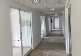 A LOUER ESPACE BUREAUX 1000 M2 CHARGUIA