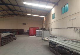 A LOUER DEPOT 1000 M2 TUN OUEST