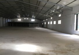 A LOUER LOCAL 2200 M2 CHARP ARIANA