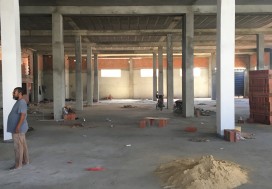 A LOUER LOCAL 1100 M2 DALLE TUNIS SUD