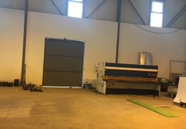 A LOUER LOCAL INDUSTR 1150 M2 TUN SUD