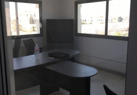 A LOUER BUREAU 160 M2 5 P MGHIRA