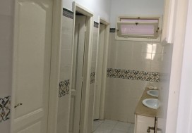 A LOUER BUREAU 160 M2 5 P MGHIRA