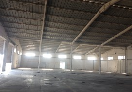 A LOUER LOCAL INDUSTR 1900 M2 TUNIS SUD