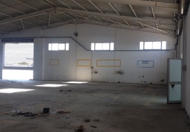 A LOUER LOCAL INDUSTR 1900 M2 TUNIS SUD