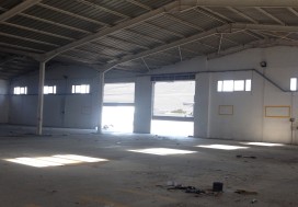 A LOUER LOCAL INDUSTR 1900 M2 TUNIS SUD