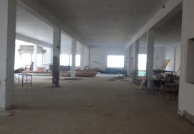 A LOUER LOCAL 3600 M2 CHARGUIA R+1