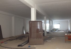 A LOUER LOCAL 3600 M2 CHARGUIA R+1