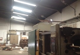 A VENDRE LOCAL INDUSTR 2200 M2 TUN SUD
