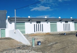 A LOUER 2 LOCAUX 1400 M2 TUN OUEST