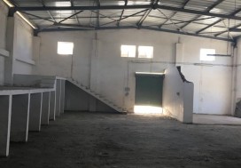 A LOUER LOCAL 430/950 M2 TUNIS SUD