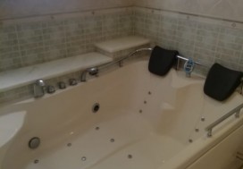 A LOUER VILLA 2S8 400 M2 ENNASR