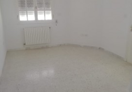 A LOUER VILLA 2S8 400 M2 ENNASR