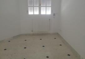 A LOUER VILLA 2S8 400 M2 ENNASR