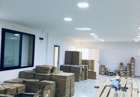 A VENDRE LOCAL 575 M2 3 NIV SOUKRA
