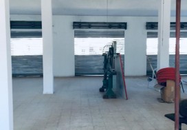 A LOUER LOCAL COMMERCIAL 716 M2 MNIHLA