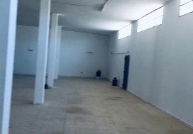 A LOUER LOCAL COMMERCIAL 716 M2 MNIHLA