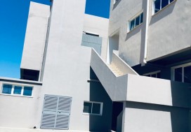 A LOUER LOCAL 4600 M2 DIVISIBLE MNIHLA