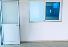 A LOUER LOCAL 4600 M2 DIVISIBLE MNIHLA