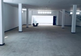 A LOUER LOCAL INDUSTR 4000 M2 CHARGUIA