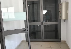 A LOUER LOCAL 1370 M2 EN ETAGE TU SUD