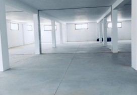 A LOUER LOCAL EN ETAGES 2240 M2 TU SUD